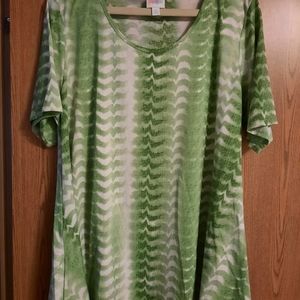 Lula Roe 2x Green Tie Die Perfect T